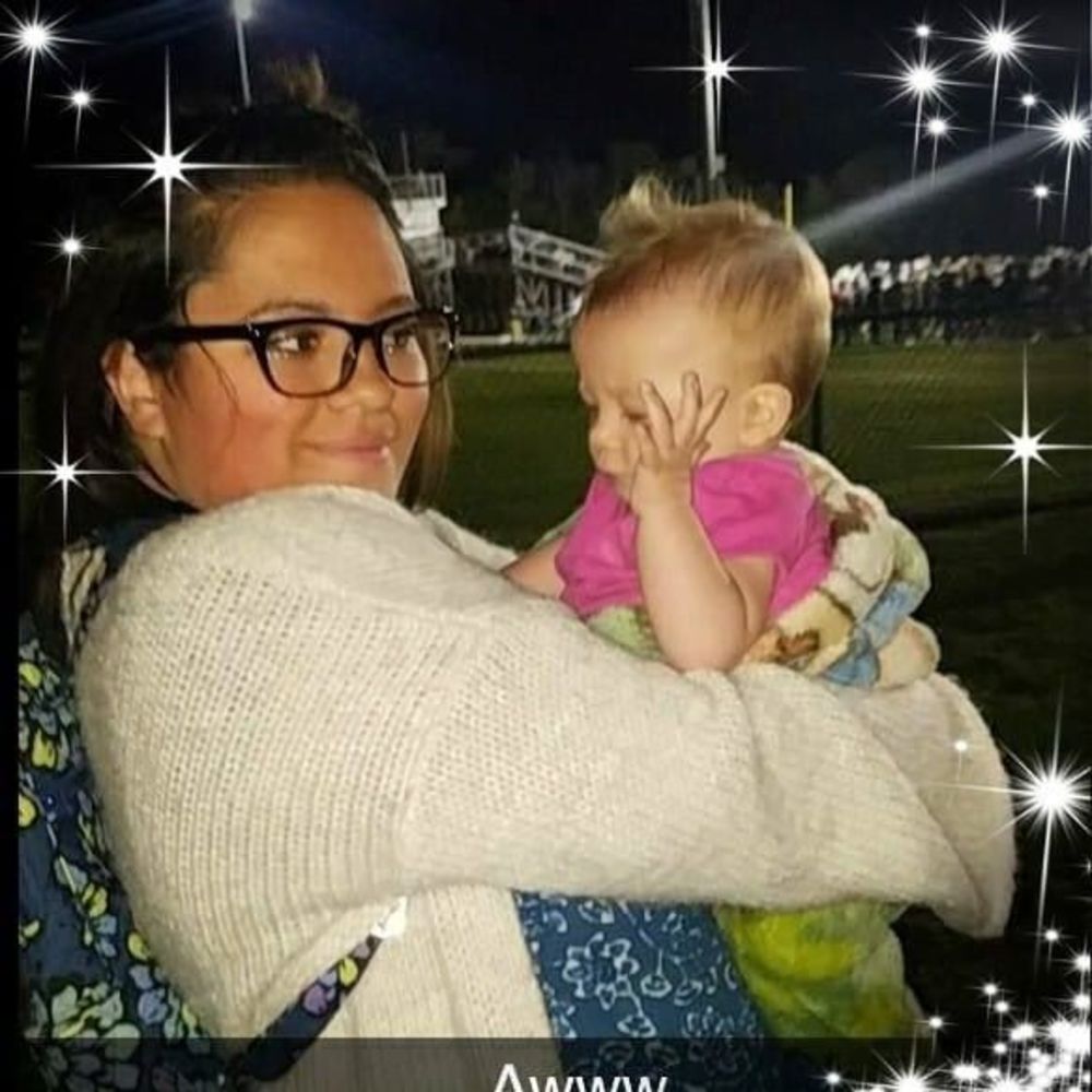 Meet your Posher, Reyna